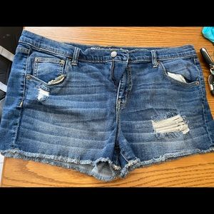 Mossimo Boyfriend Shorts